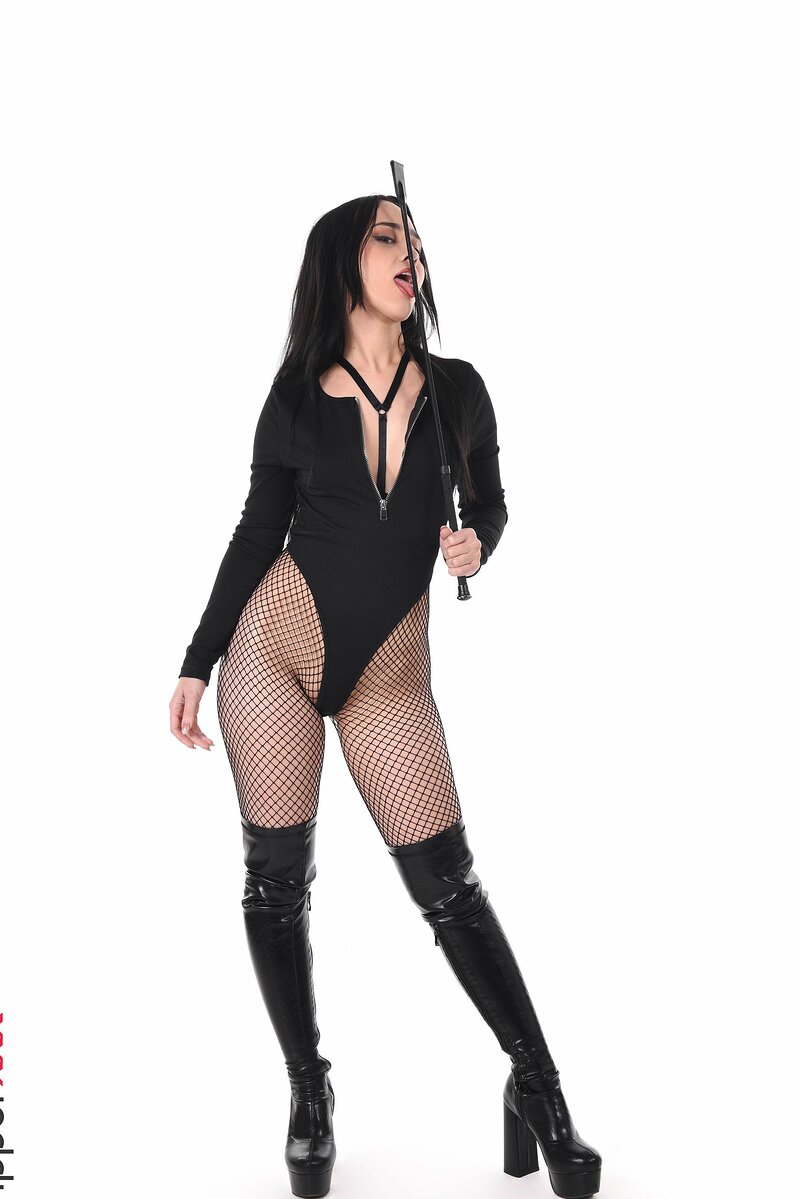 Зинаида, 24 года, 0 размер груди